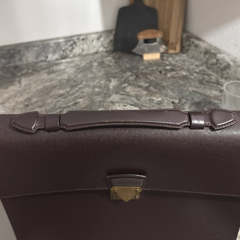 LOUIS VITTON BREIFCASE - Picture 12 of 13